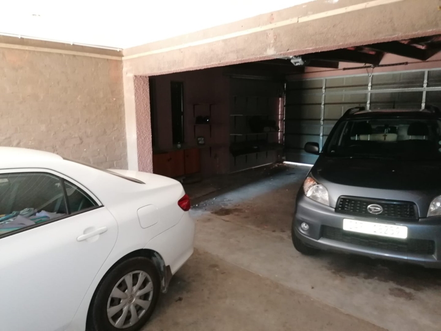 5 Bedroom Property for Sale in Paarl North Western Cape